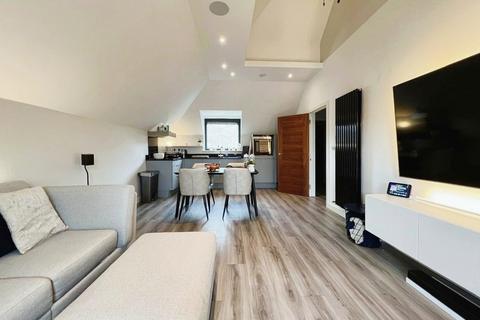 1 bedroom apartment to rent - Station Road, Gerrards Cross SL9