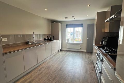 5 bedroom detached house for sale, Skippers Way, Walton on the Naze, CO14