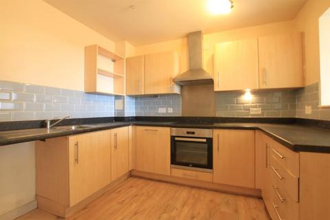 2 bedroom apartment for sale - Canalside Gardens, Southall UB2