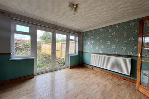 13 Abbots Garth, Seamer, Scarborough, YO12 4QN