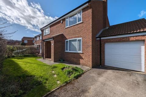 4 bedroom detached house for sale, Hovingham Drive, Scarborough