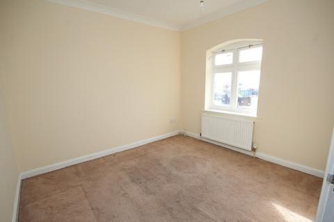 3 bedroom end of terrace house for sale, West Quay Road, Poole, BH15