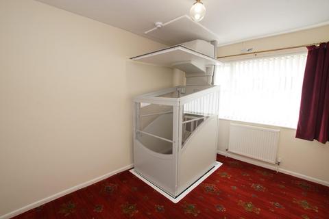 38 Appledore Close, Eastbourne, BN23 7JE