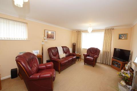 2 bedroom detached bungalow for sale, Beatty Road, Eastbourne BN23