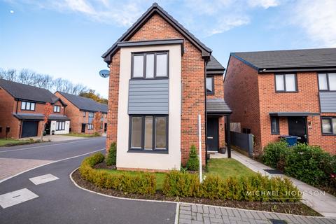 4 bedroom detached house for sale, Bramble Rise, Potters Hill, Sunderland