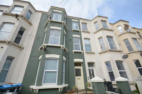 2 bedroom flat to rent - Sweyn Road, Cliftonville, CT9 2DH