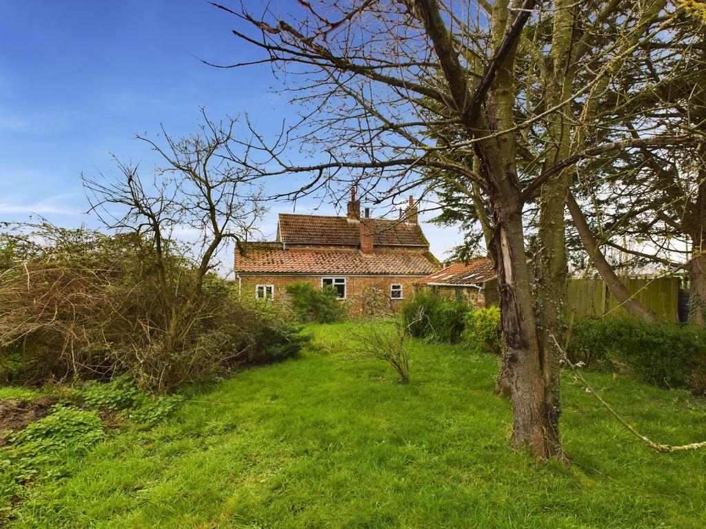 Field Lane, KING'S LYNN PE33 2 bed cottage for sale £250,000