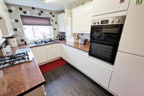 3 bedroom detached bungalow for sale - Grange Road, Rawmarsh, Rotherham