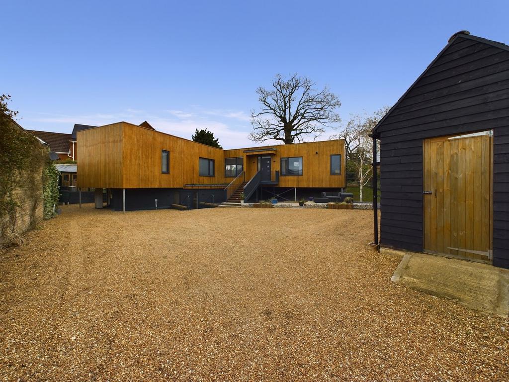 Bridle Lane, Downham Market PE38 3 bed detached house for sale £425,000