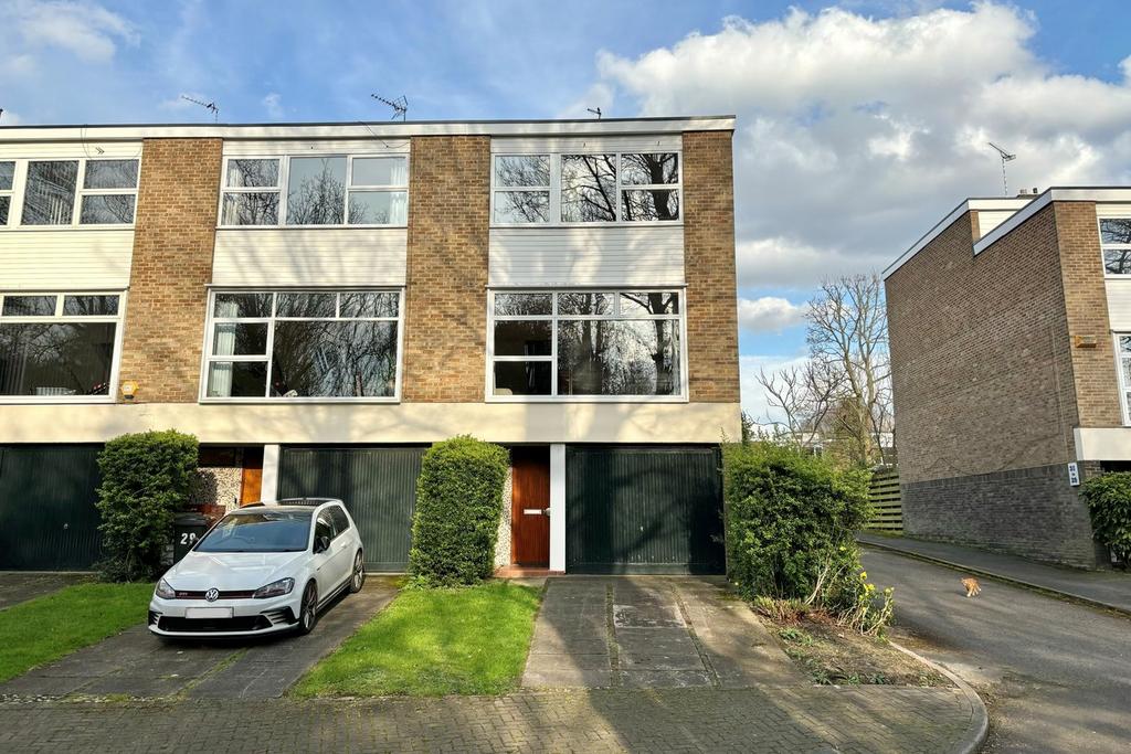 Lakeside, (on Kelsey Park Avenue)... 4 bed townhouse for sale £725,000