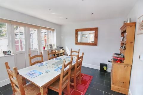 2b Gregory Close, Meppershall, Shefford, SG17 5GA