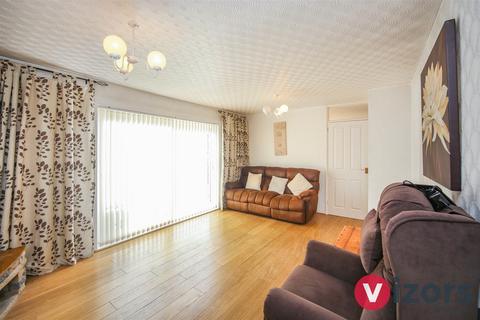 3 bedroom end of terrace house for sale, Chaddesley Close, Lodge Park, Redditch