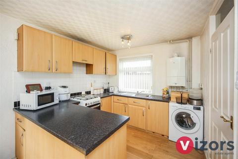 3 bedroom end of terrace house for sale - Chaddesley Close, Lodge Park, Redditch