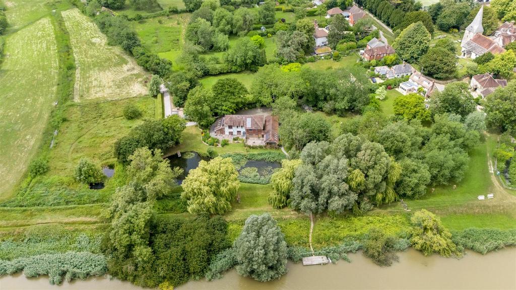 Ariel Shot