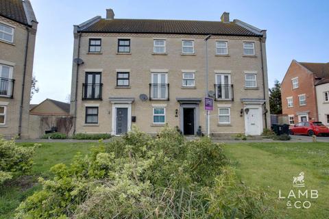 4 bedroom terraced house for sale, Harpers Way, Clacton-On-Sea CO16