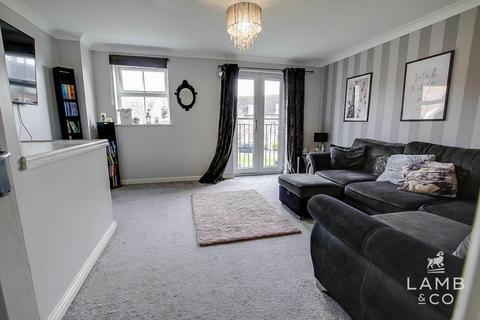 4 bedroom terraced house for sale, Harpers Way, Clacton-On-Sea CO16