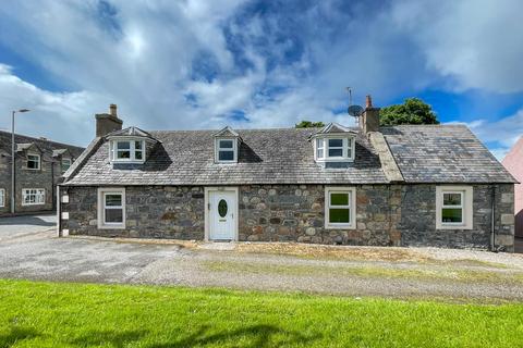 3 bedroom detached house for sale, The Square, Tomintoul