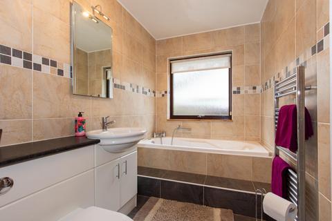 41 Strathspey Drive, Grantown-on-spey, PH26 3EY