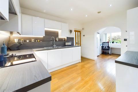 13 Spring Lane, Lambley, Nottingham, NG4 4PH