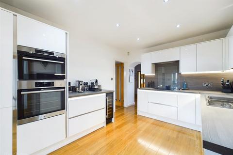 13 Spring Lane, Lambley, Nottingham, NG4 4PH