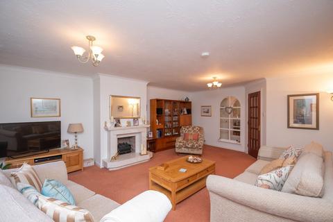 4 bedroom bungalow for sale, Balmyle Grove, Dunblane, FK15