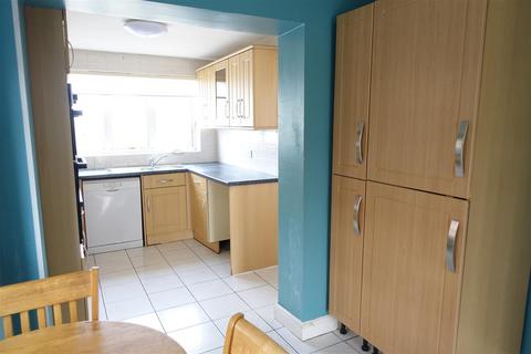 11 Cranleigh Gardens, Adwick Le Street, Doncaster, DN6 7DQ