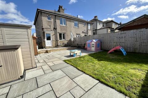 2 bedroom semi-detached house for sale, Lodge Drive, Elland