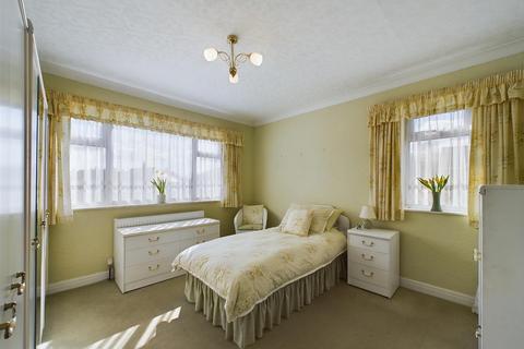 2 bedroom semi-detached house for sale, St. Aidan Road, Bridlington
