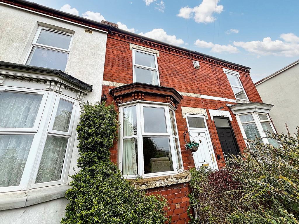 Moat Road, Walsall, WS2 2 bed terraced house for sale £130,000