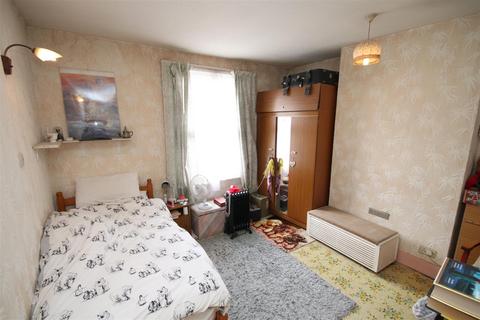 29 Gladstone Road, Dartford, DA1 1TU