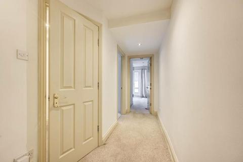 2 bedroom flat to rent - Macfarlane Road, London, W12