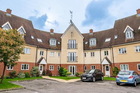 2 bedroom flat for sale, Brignall Place, Dunmow