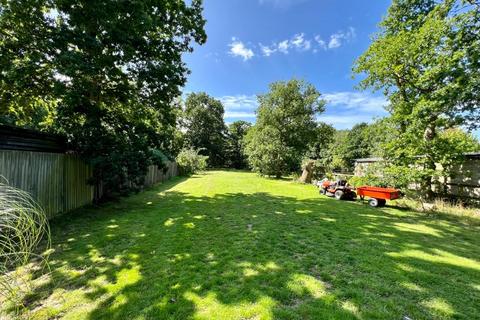 5 bedroom detached house for sale, Bromley Green Road, Ruckinge