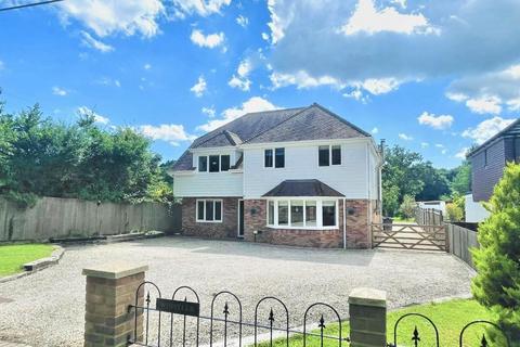 5 bedroom detached house for sale, Bromley Green Road, Ruckinge