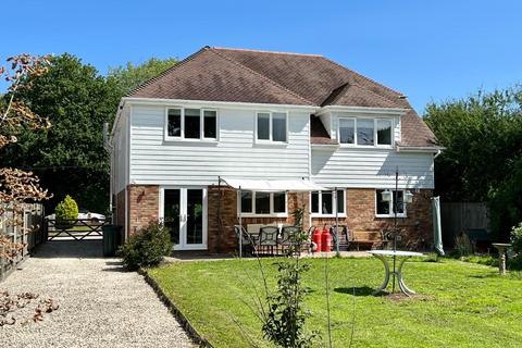 5 bedroom detached house for sale, Bromley Green Road, Ruckinge