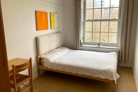 3 bedroom flat to rent - Wenham House, London SW8
