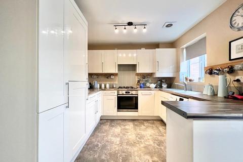 21 Bellcross Way, Monk Bretton, Barnsley, S71 5SJ