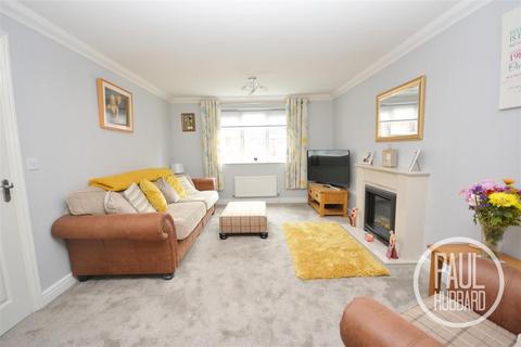 4 bedroom detached house for sale, Pinebanks, Lowestoft, Suffolk