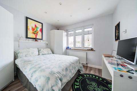 28 Haig Road, Stanmore, HA7 4EP