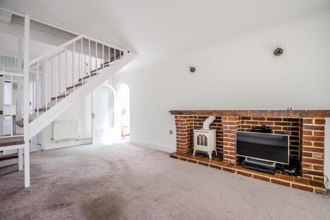 3 bedroom detached house for sale - New Road, Leigh-On-Sea SS9