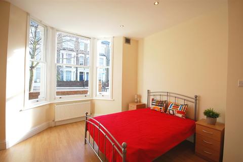 2 bedroom flat to rent, Portnall Road, London W9