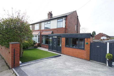 4 bedroom semi-detached house for sale, Pengarth Road, Horwich, Bolton