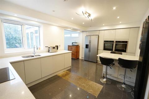 9 Rotherhead Close, Horwich, Bolton, BL6 5UG