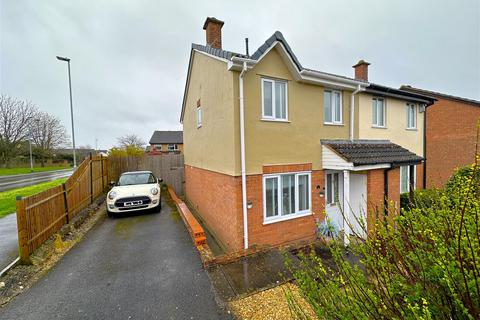 3 bedroom semi-detached house for sale - Lysley Close, Chippenham