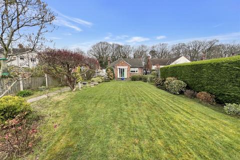 39 Thingwall Road East, Wirral, CH61 3UY