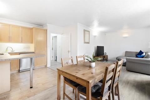 2 bedroom apartment for sale, Woodmill Court, London Road