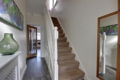 33 Pickering Road, Hull, HU4 6TA