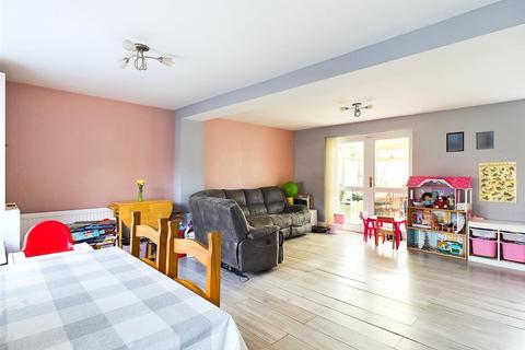 3 bedroom terraced house for sale - Laing Dean, Northolt UB5