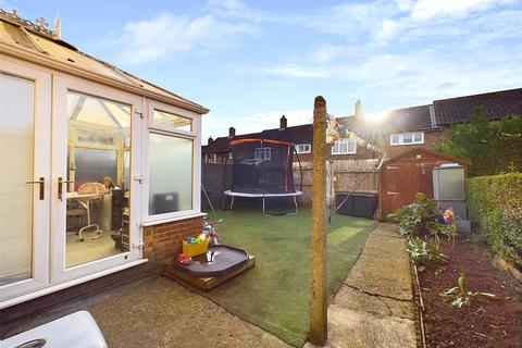 3 bedroom terraced house for sale - Laing Dean, Northolt UB5