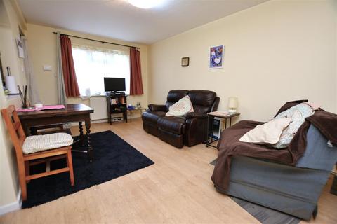 107 Brangwyn Crescent, London, SW19 2UA